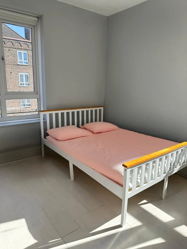 Room Bolney Street in Greater London