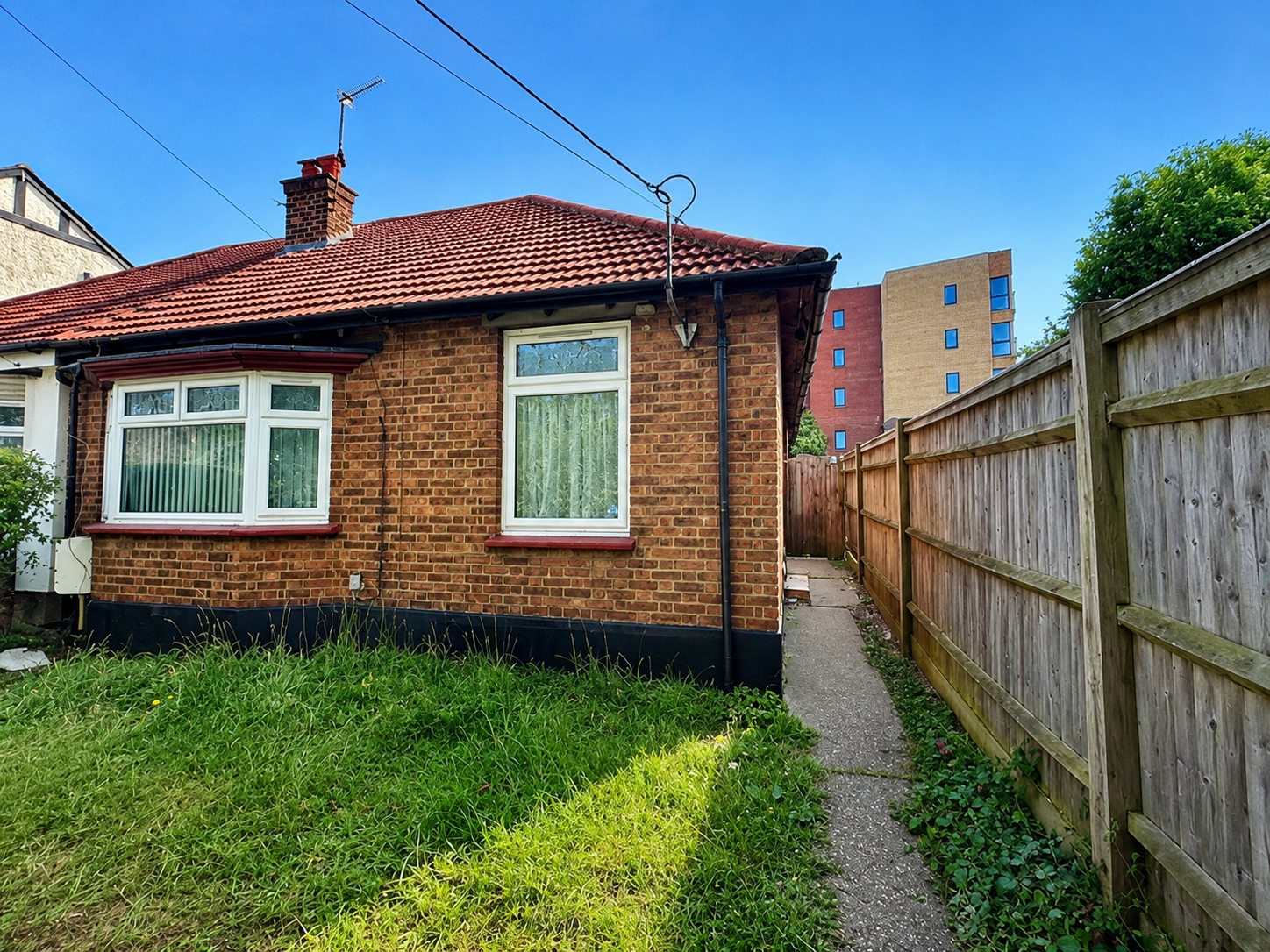 House Tennyson Drive in Basildon