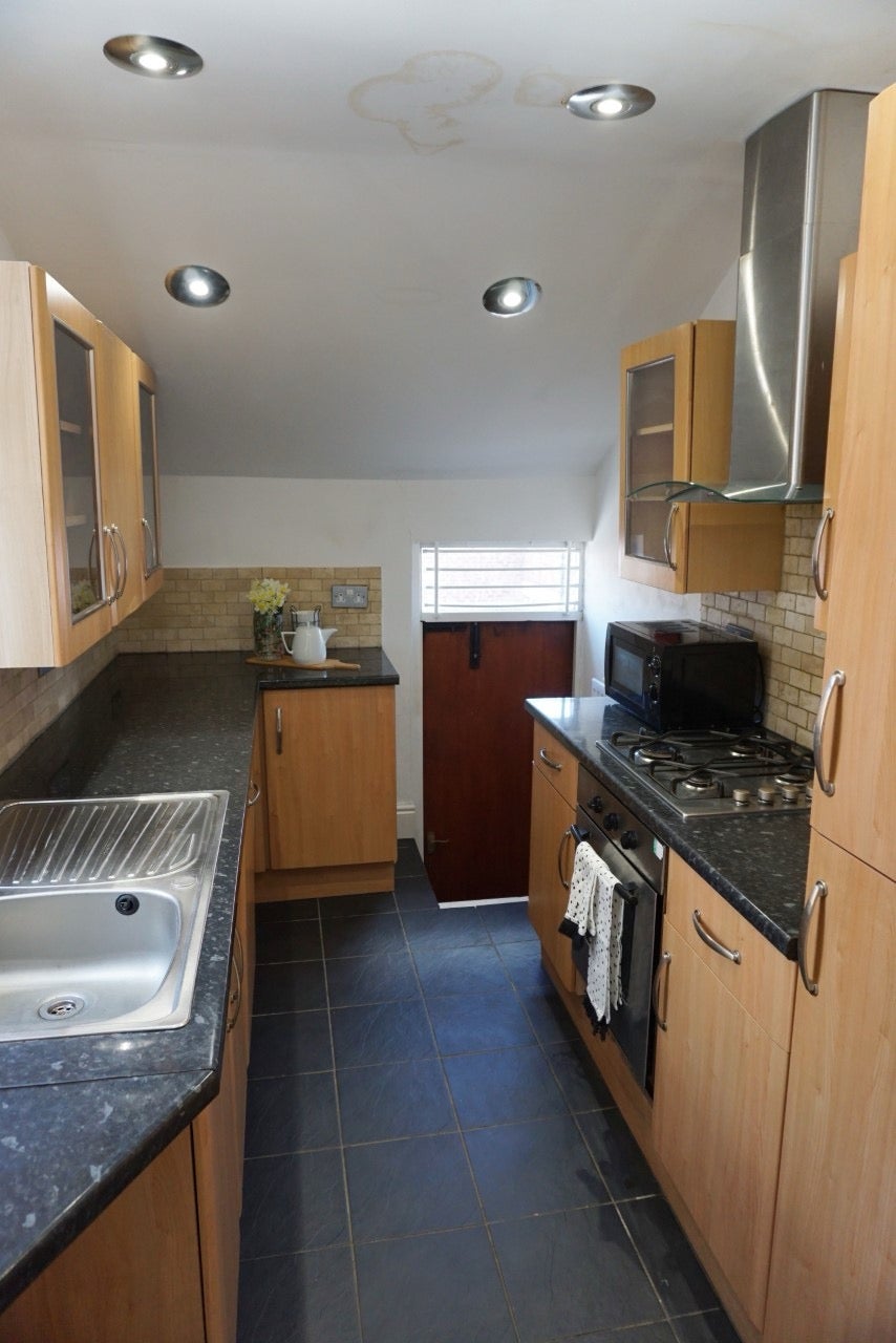 Flat Addycombe Terrace in Newcastle upon Tyne