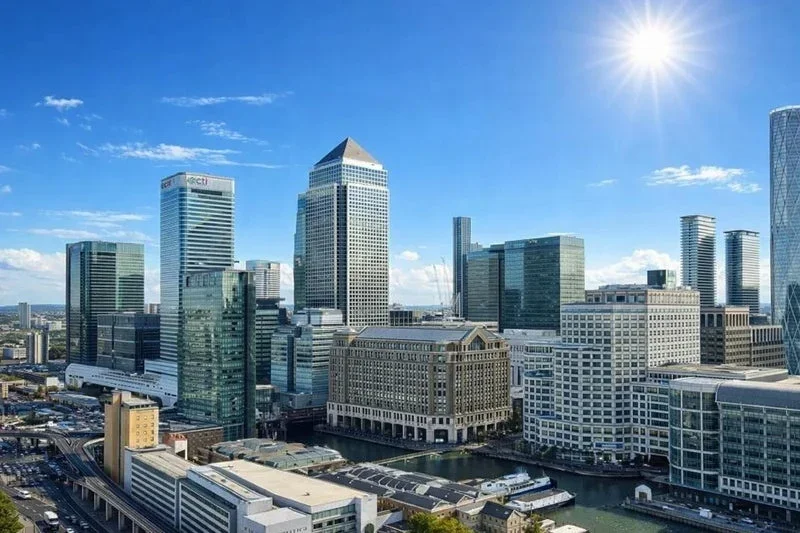 Room Hind Grove in Greater London