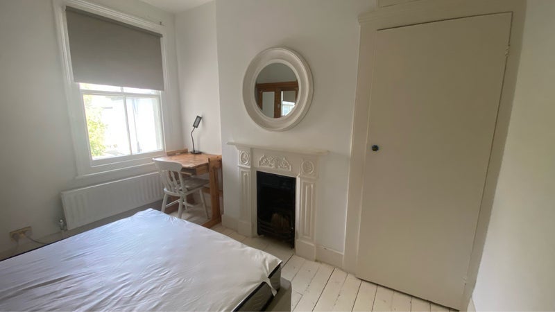 Room Friston Street in Greater London