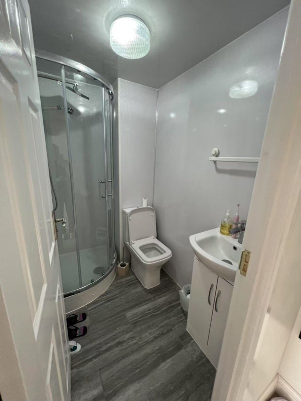 Room Swedenborg Gardens in Greater London