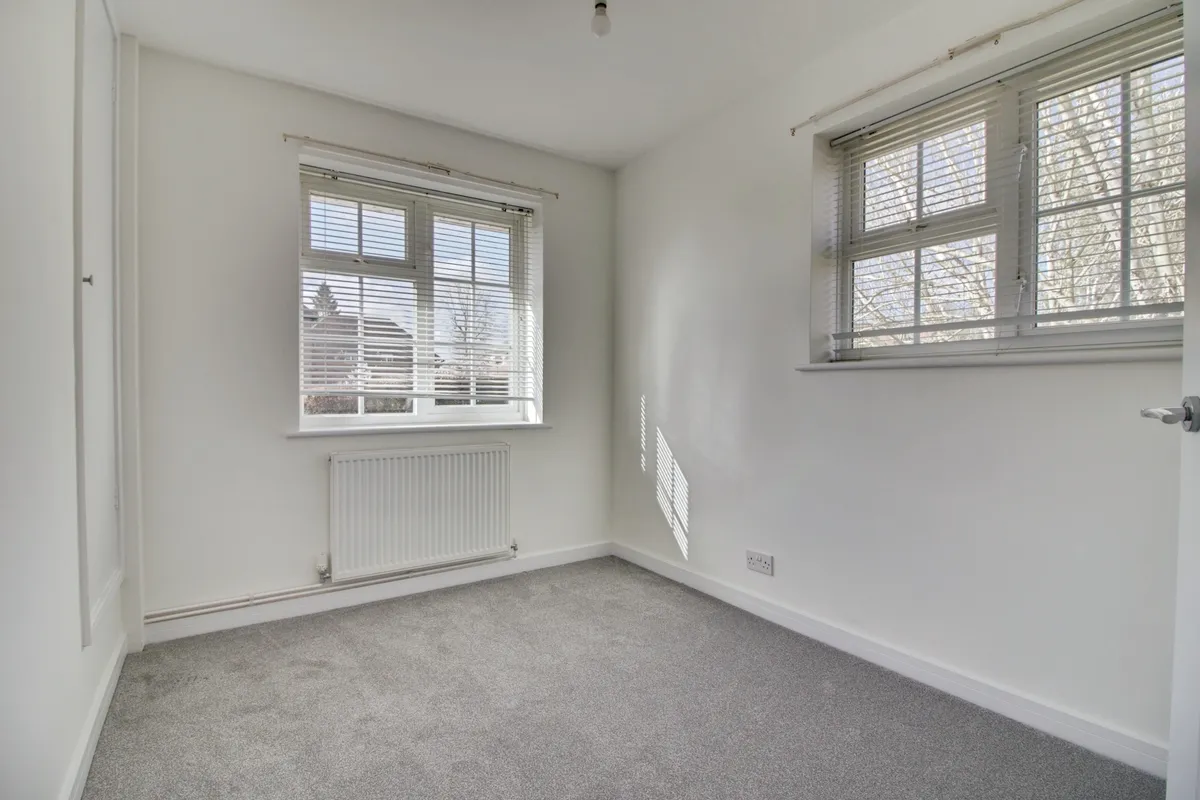 Room Vine Close in Welwyn Hatfield