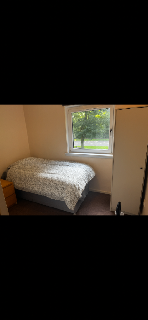 Flat Blackthorn Road in Cumbernauld