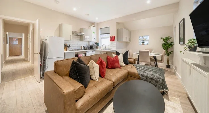 Flat Lynchford Road in Rushmoor