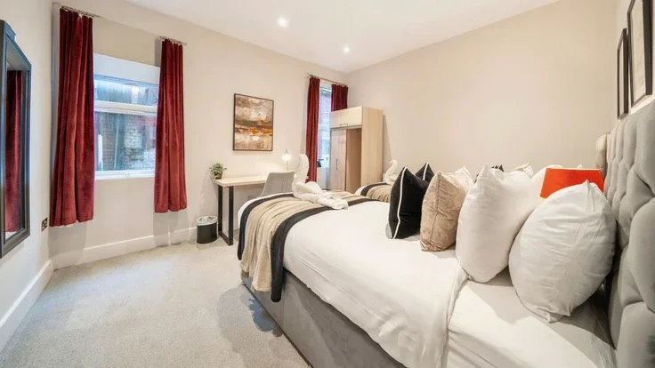 Flat Lynchford Road in Rushmoor