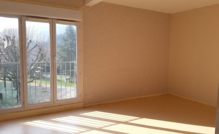 Flat Rue des Sureaux in Chabreloche