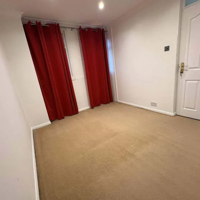 Flat Percy Bryant Road in Sunbury-on-Thames