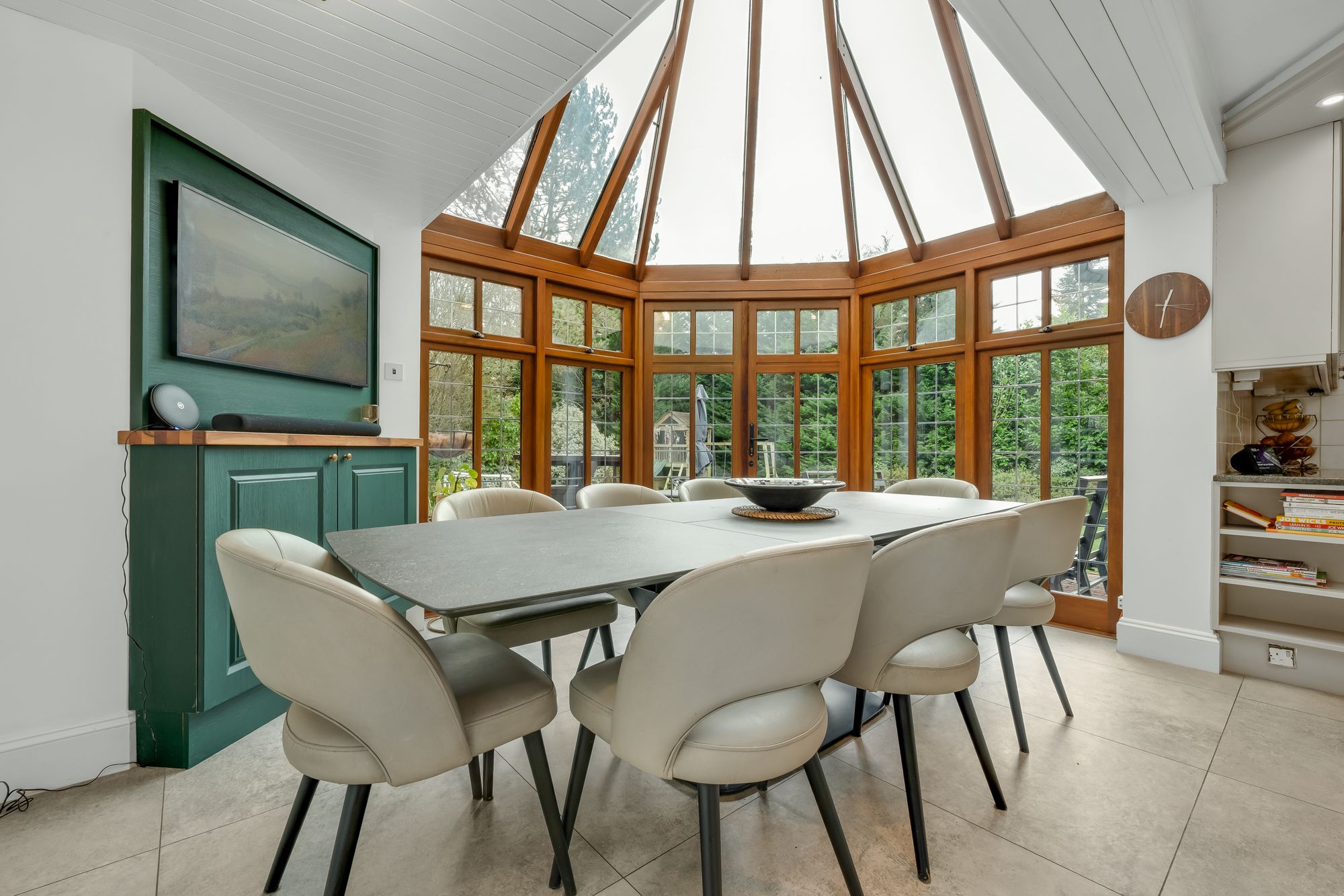 House Torland Drive in Elmbridge