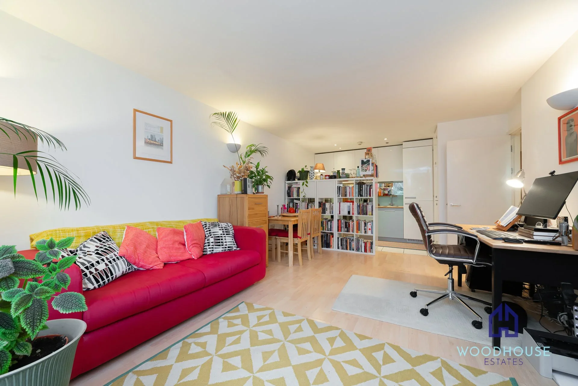Flat New River Avenue in Greater London