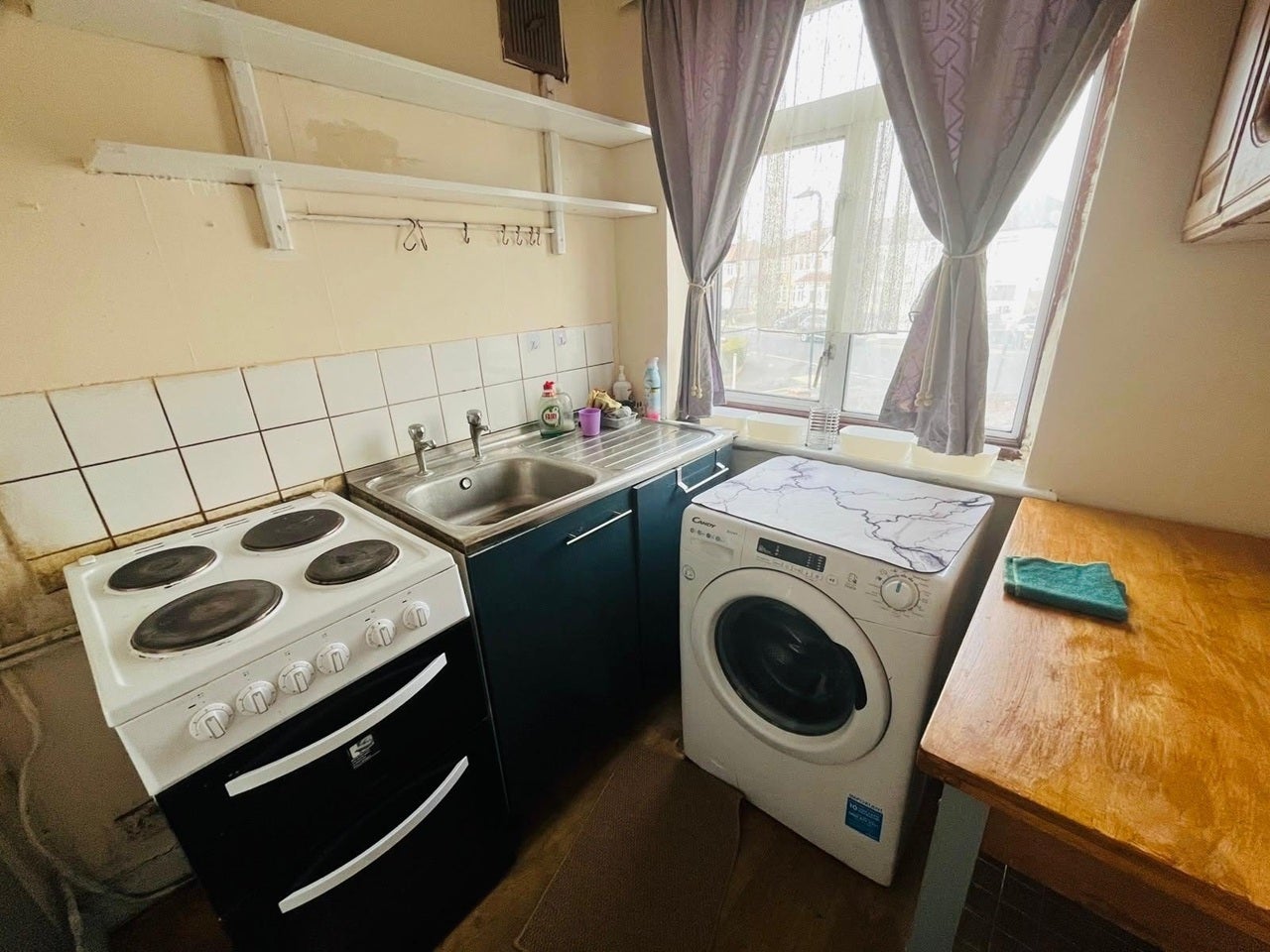 Flat Rutland Road in Greater London