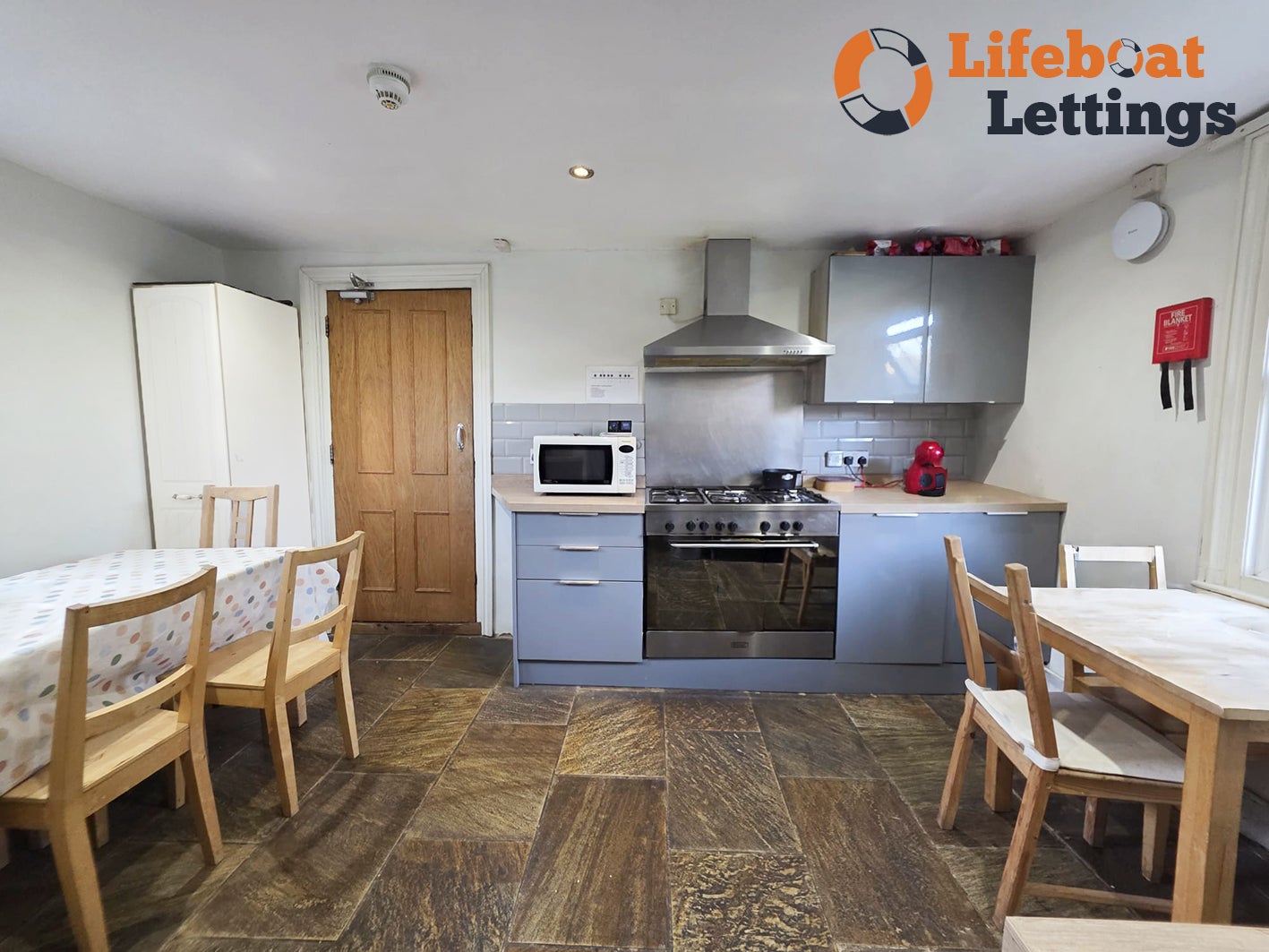 Room Hardinge Road in Ashford