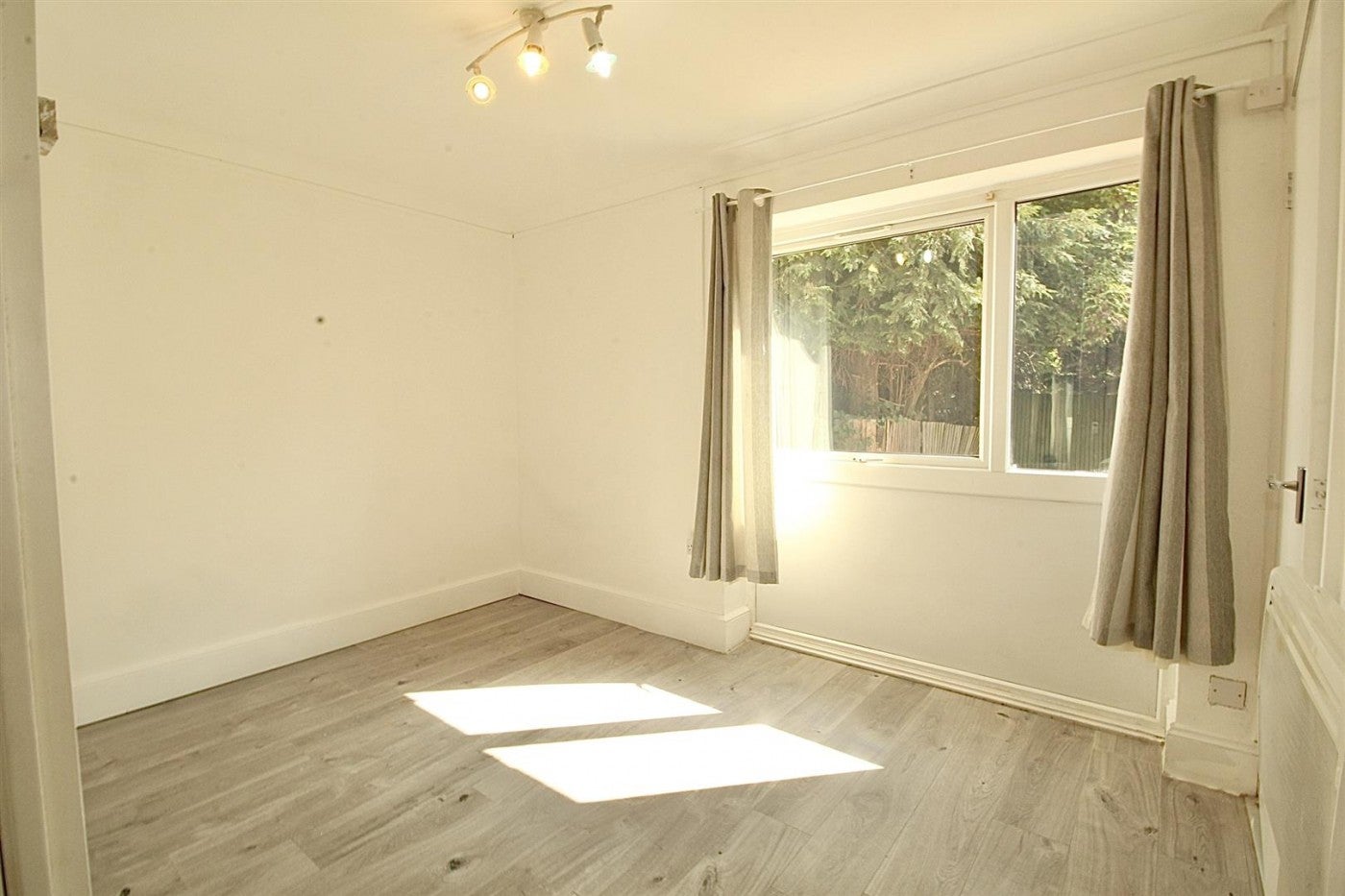 Flat Berners Way in Broxbourne