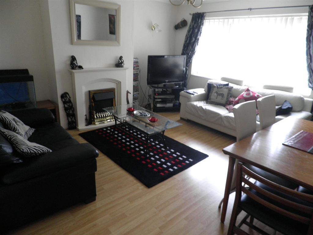 House Chestnut Crescent in Fenland District