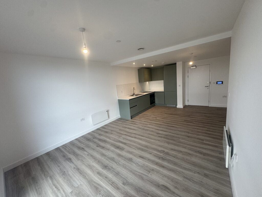 Flat Kimpton Road in Luton