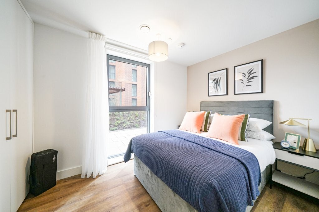Flat Queen Street in Maidenhead