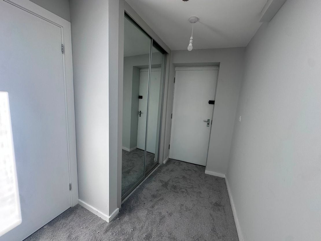 Flat Midanbury Broadway in Southampton