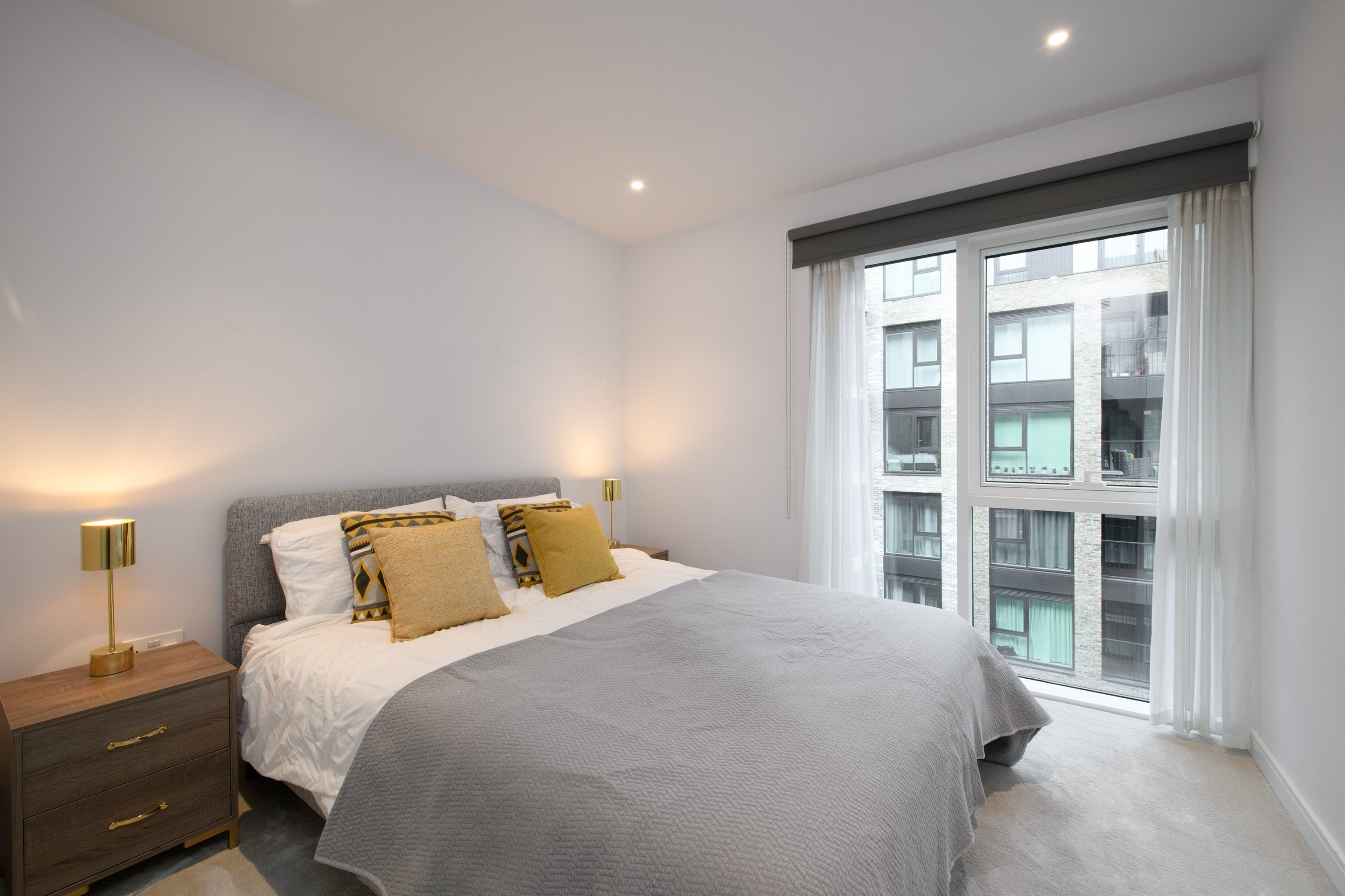 Flat Thurstan Street in Greater London