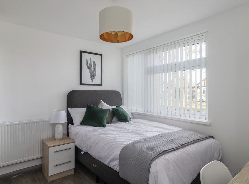 Room Pearson Road in Ipswich
