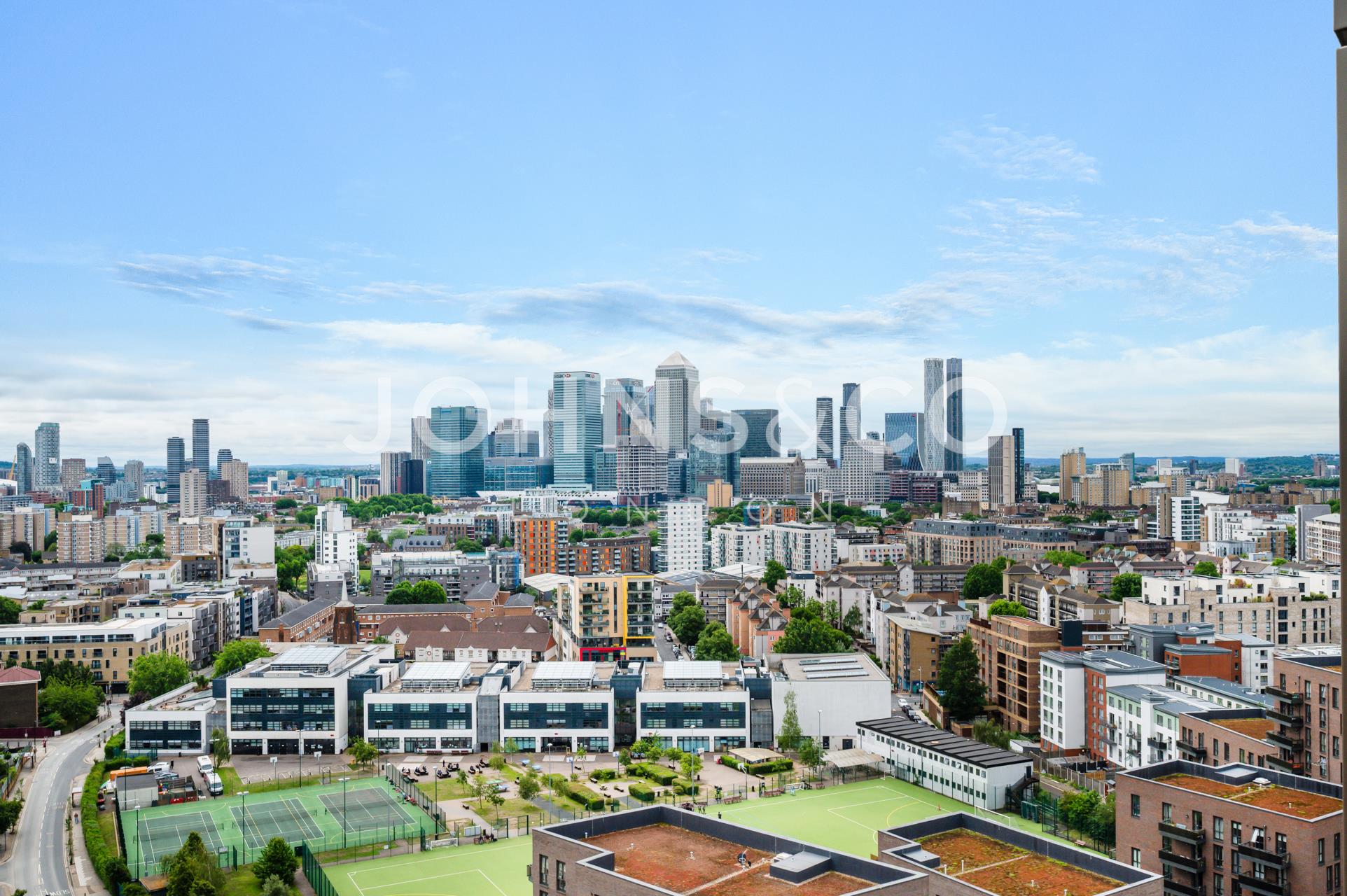 Flat St Paul's Way in Greater London