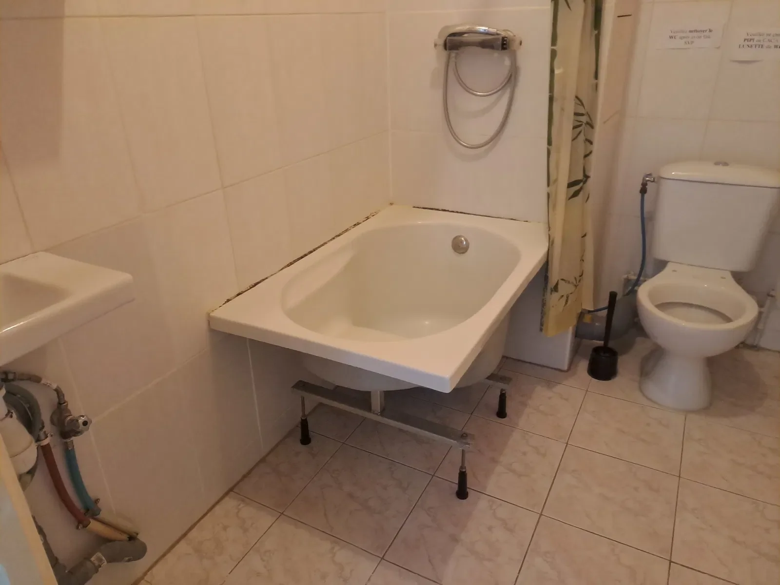 Room Avenue Paul Éluard in Bobigny