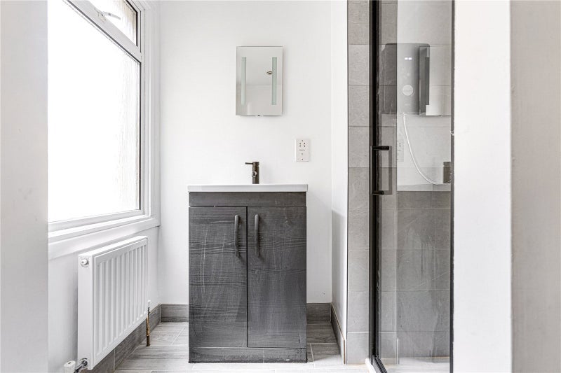 Room Lavender Sweep in Greater London