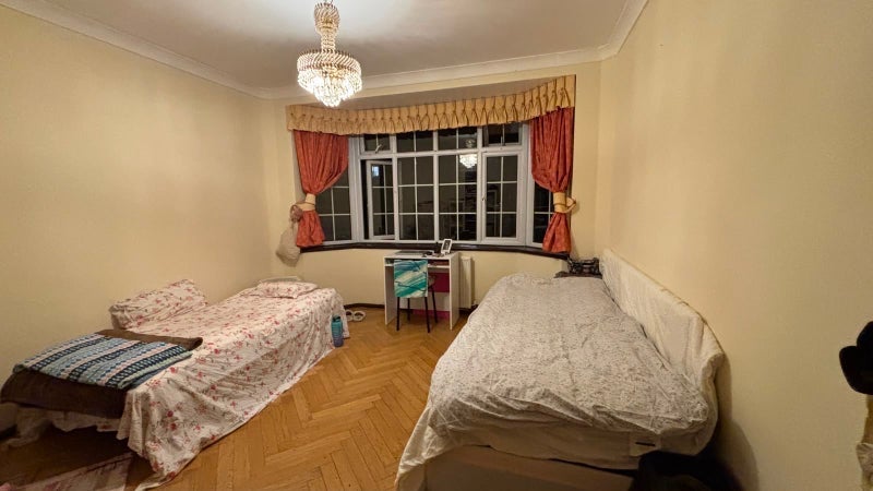 Room Guibal Road in Greater London