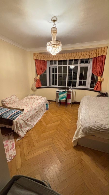 Room Guibal Road in Greater London