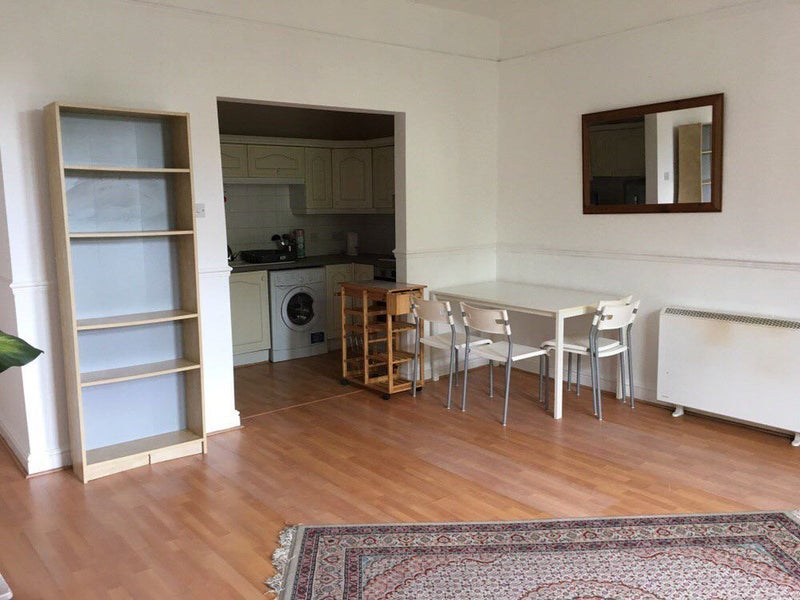 Flat Ullet Road in Liverpool
