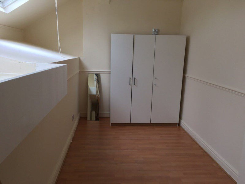 Flat Ullet Road in Liverpool
