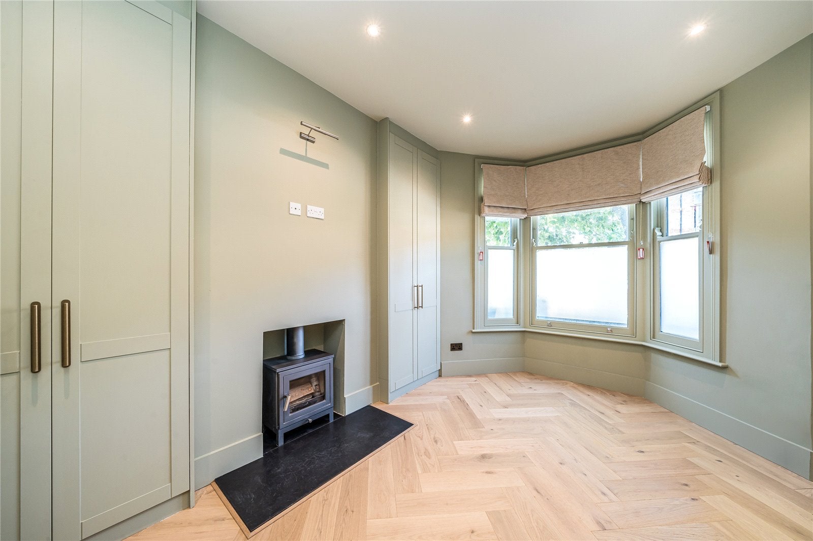 Flat Dartmouth Park Hill in Greater London