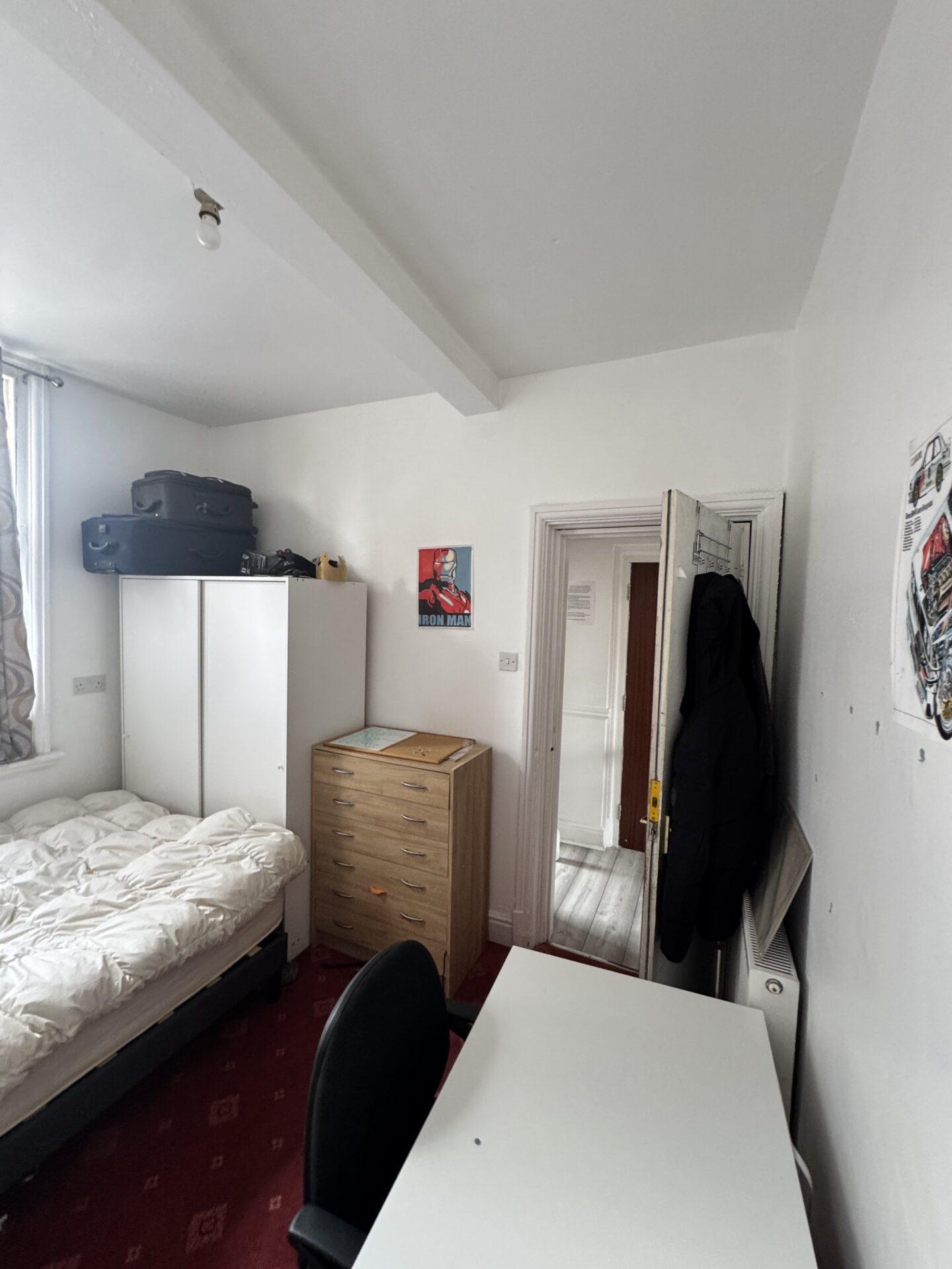 Flat Aylestone Road in Leicester