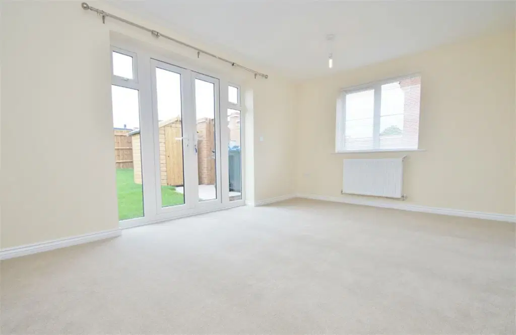 House Butterfield Close in Leicester