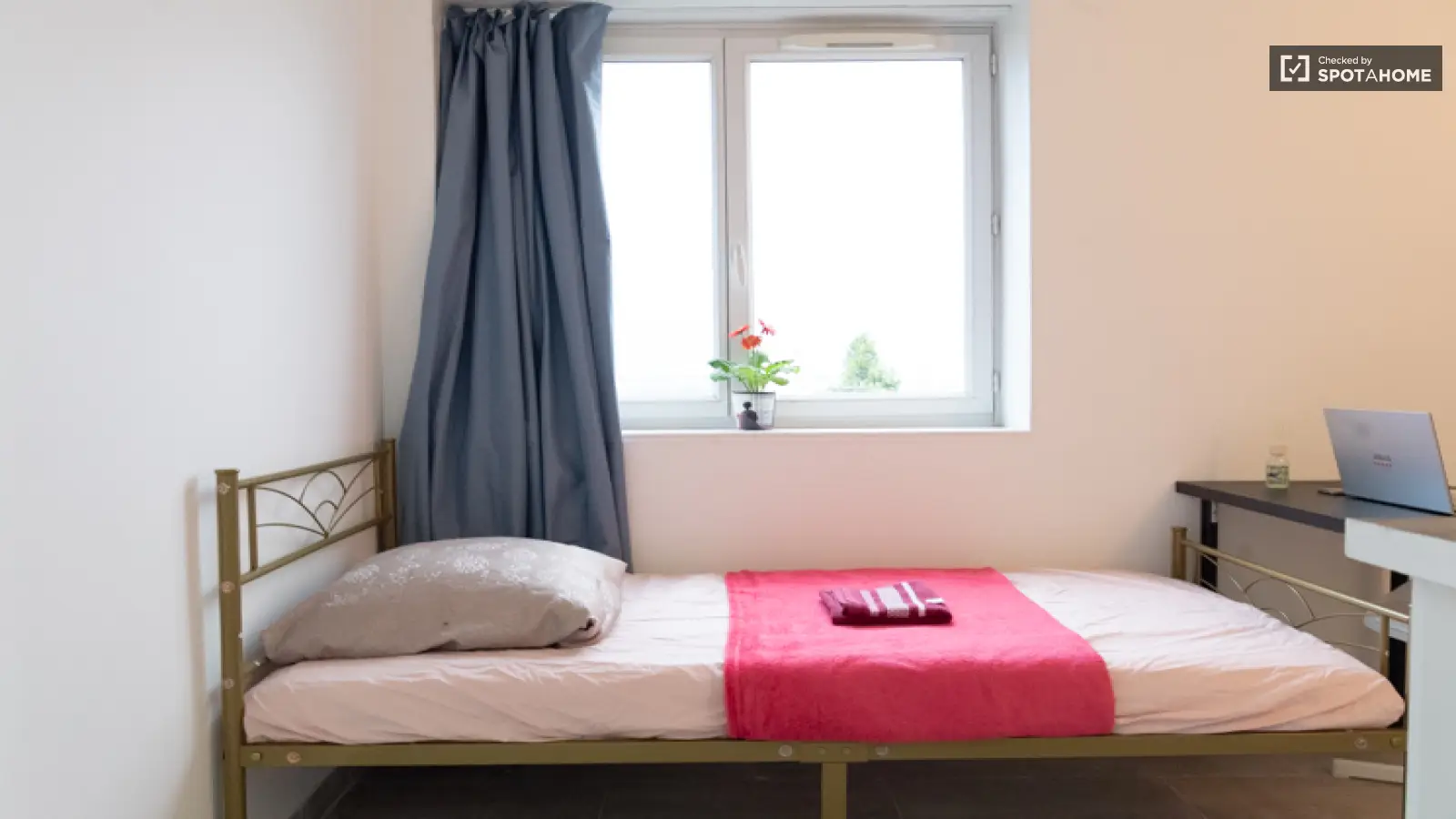 Appartement Place de l'Abbaye à Créteil