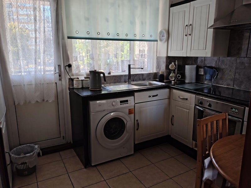 Room Glasgow Terrace in City of Westminster