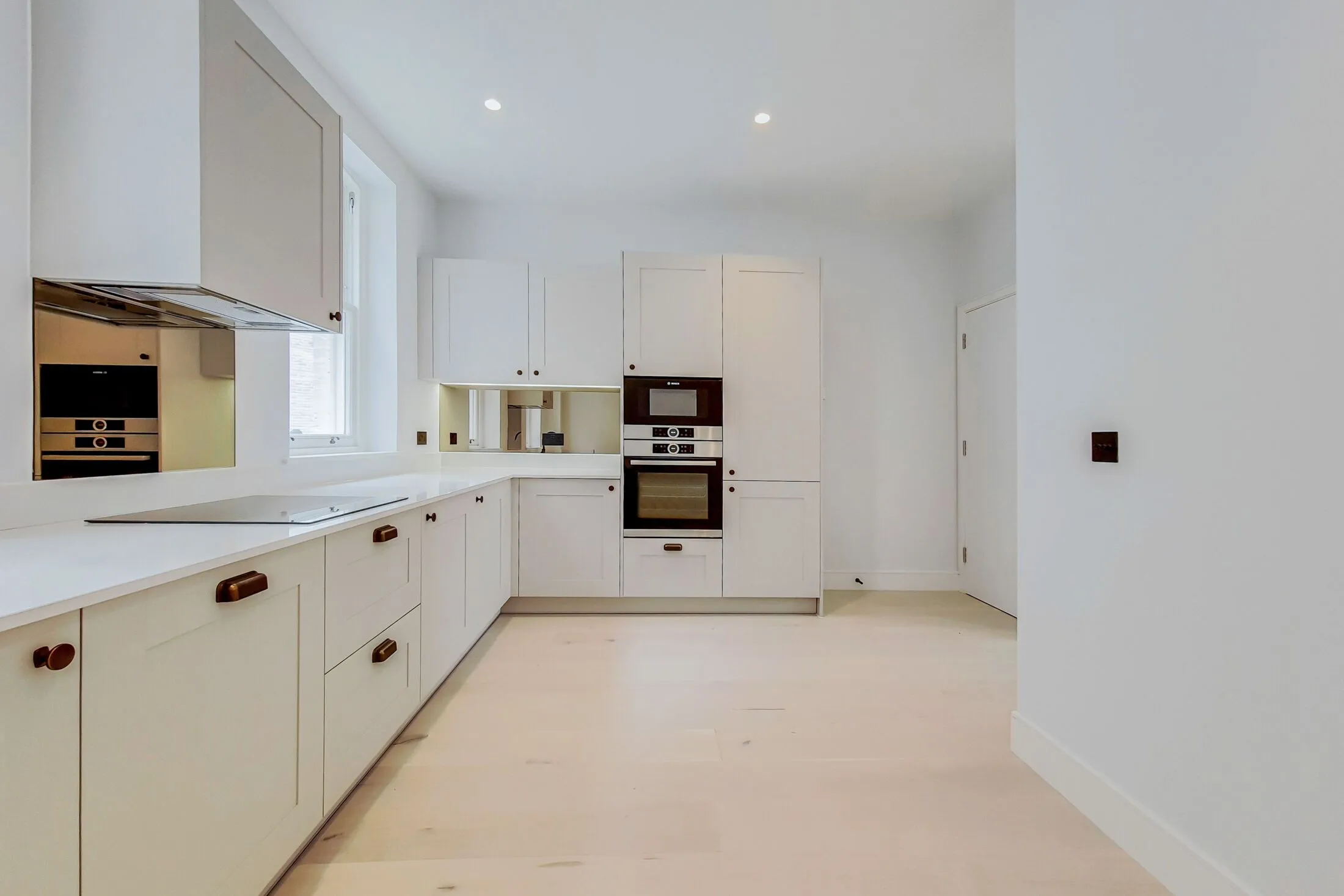 Flat Corbridge Crescent in Greater London