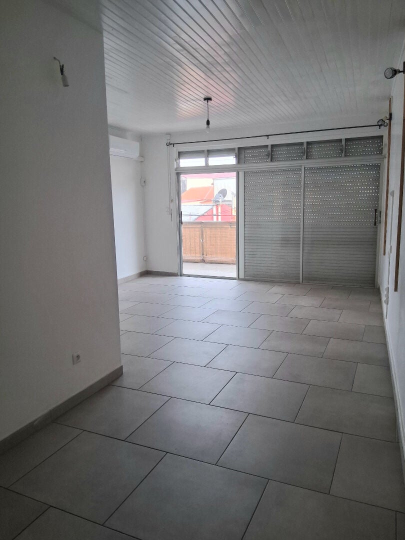Appartement D 6 à Saint-Esprit