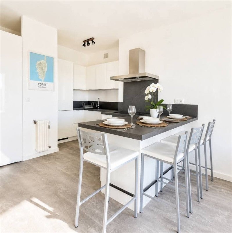 Appartement Rue Robert Latouche à Nice