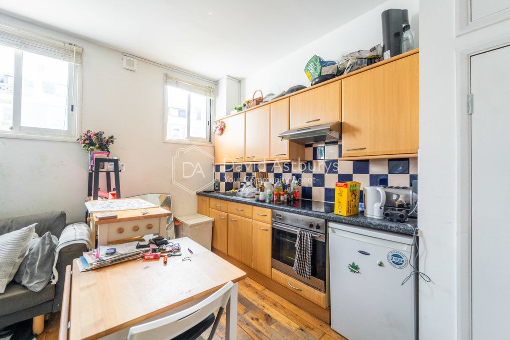 Flat Hampshire Street in Greater London