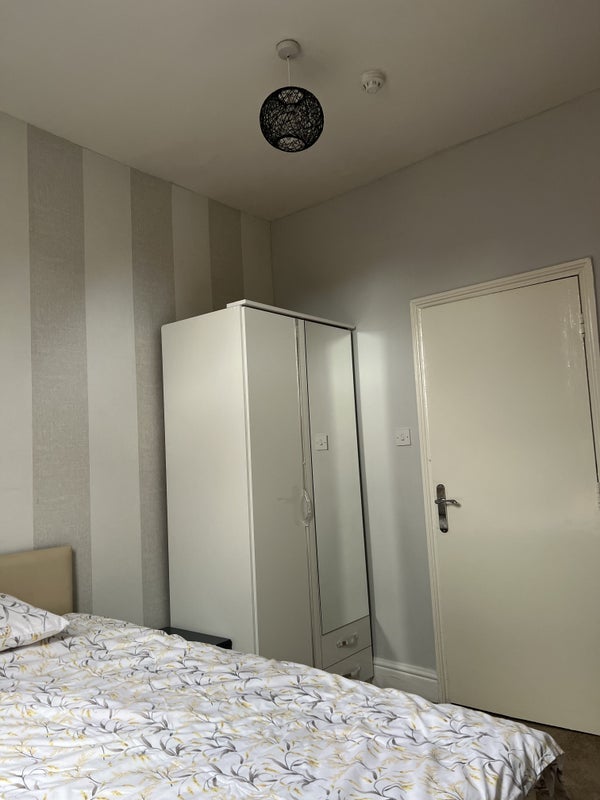 Room Alcester Road in Birmingham