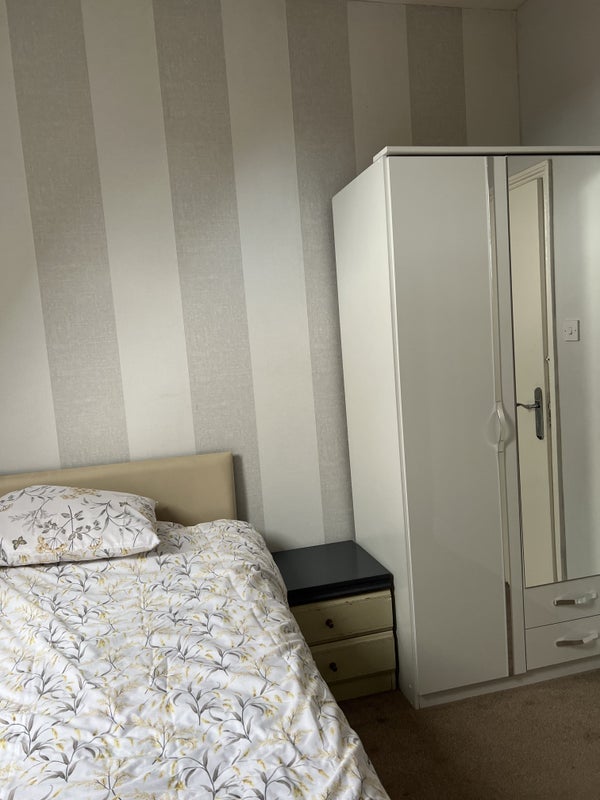 Room Alcester Road in Birmingham