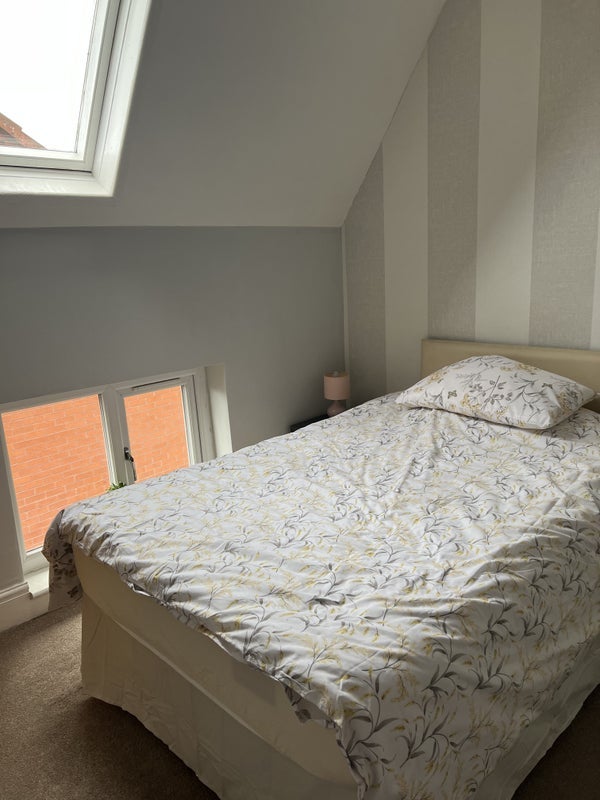 Room Alcester Road in Birmingham
