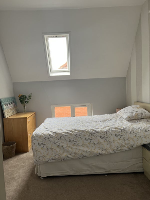 Room Alcester Road in Birmingham