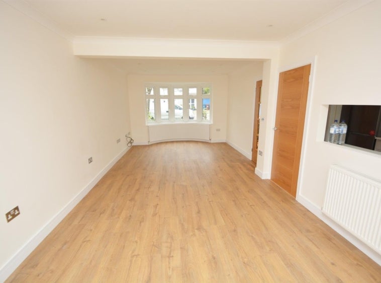 House Abercorn Crescent in Greater London