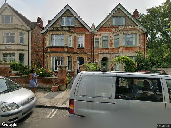 Flat Kingscroft Road in Greater London