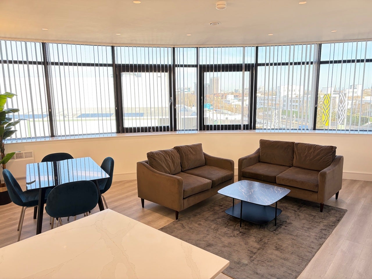 Flat Great West Road in Greater London