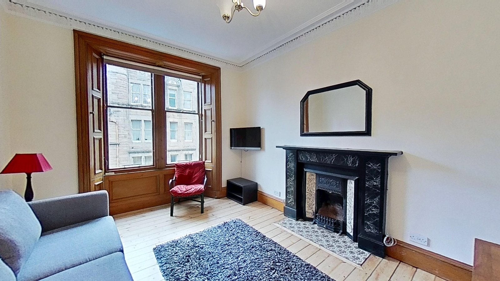 Flat Jeffrey Street in City of Edinburgh