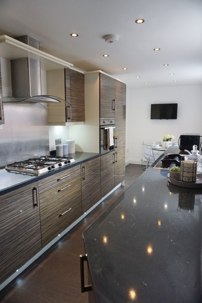 Flat Cardigan Terrace in Newcastle upon Tyne