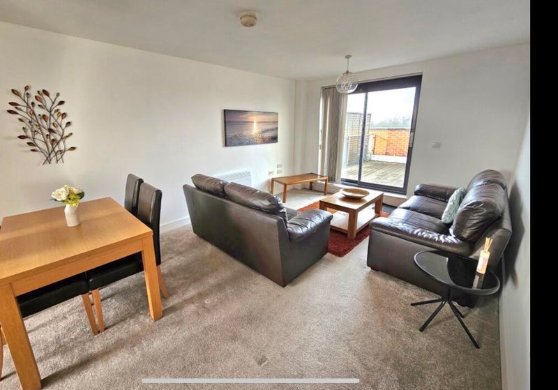Flat Wilmslow Road in Manchester