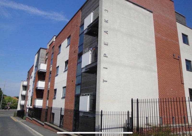 Flat Wilmslow Road in Manchester